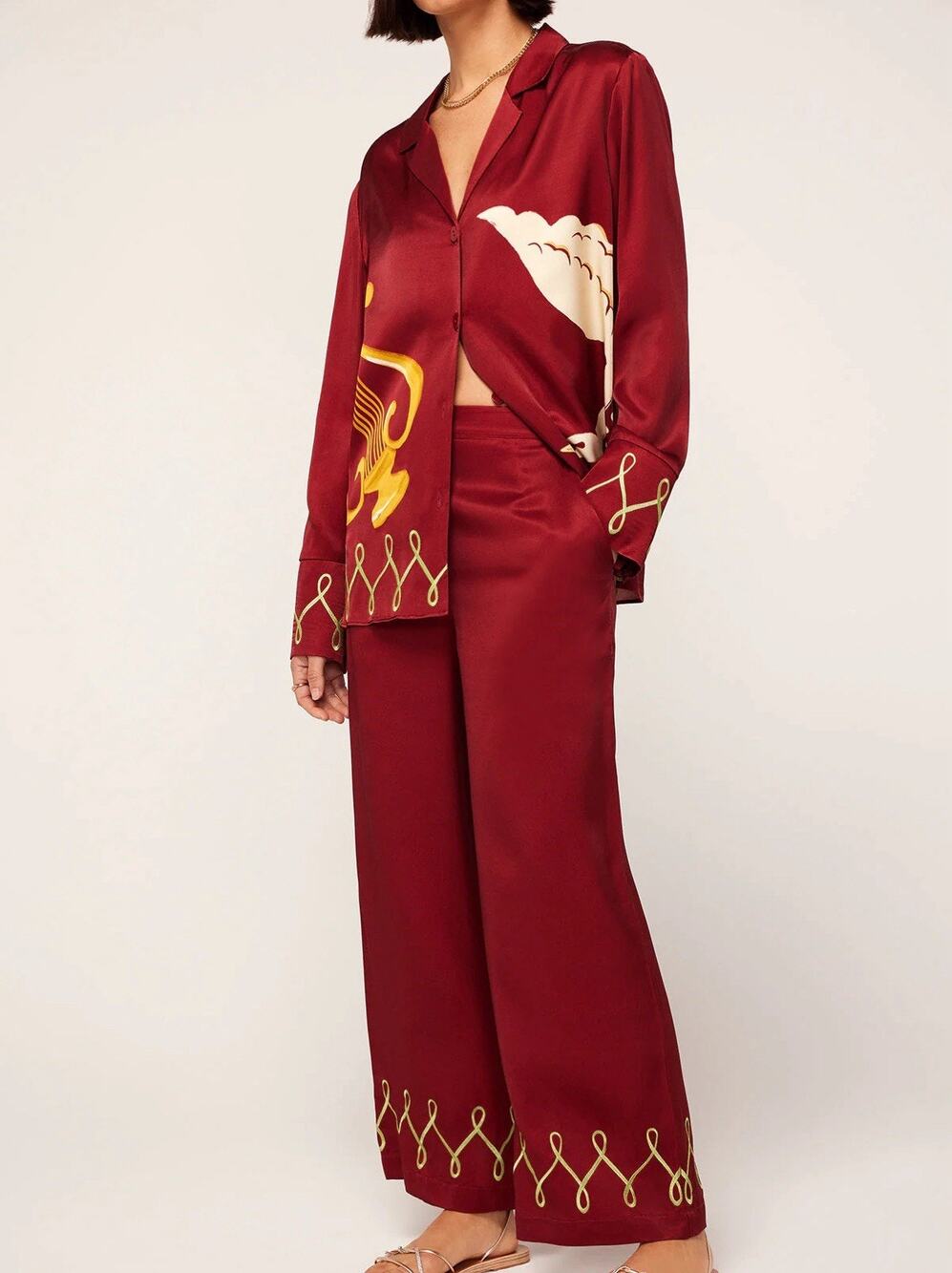 NWT Kitri Maroon Satin Embroidered Pull On Pants M